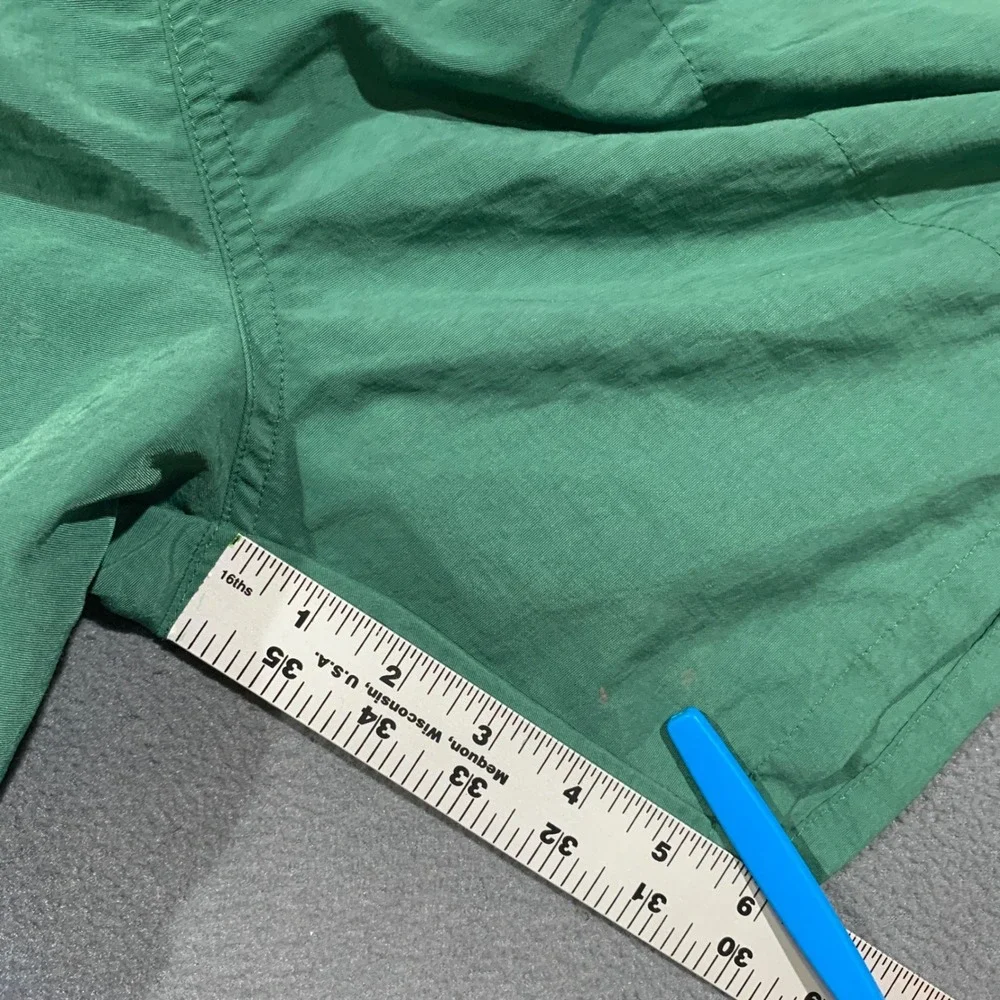 Woolrich Swim Trunks Mens Medium Grass Green Nylon Mesh Lined Vintage Shorts